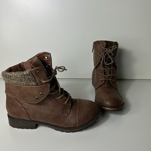 Sarah Jayne Brown Faux Leather Cap Toe Lace/Zip Up Ankle Boots, Size Girls 4M